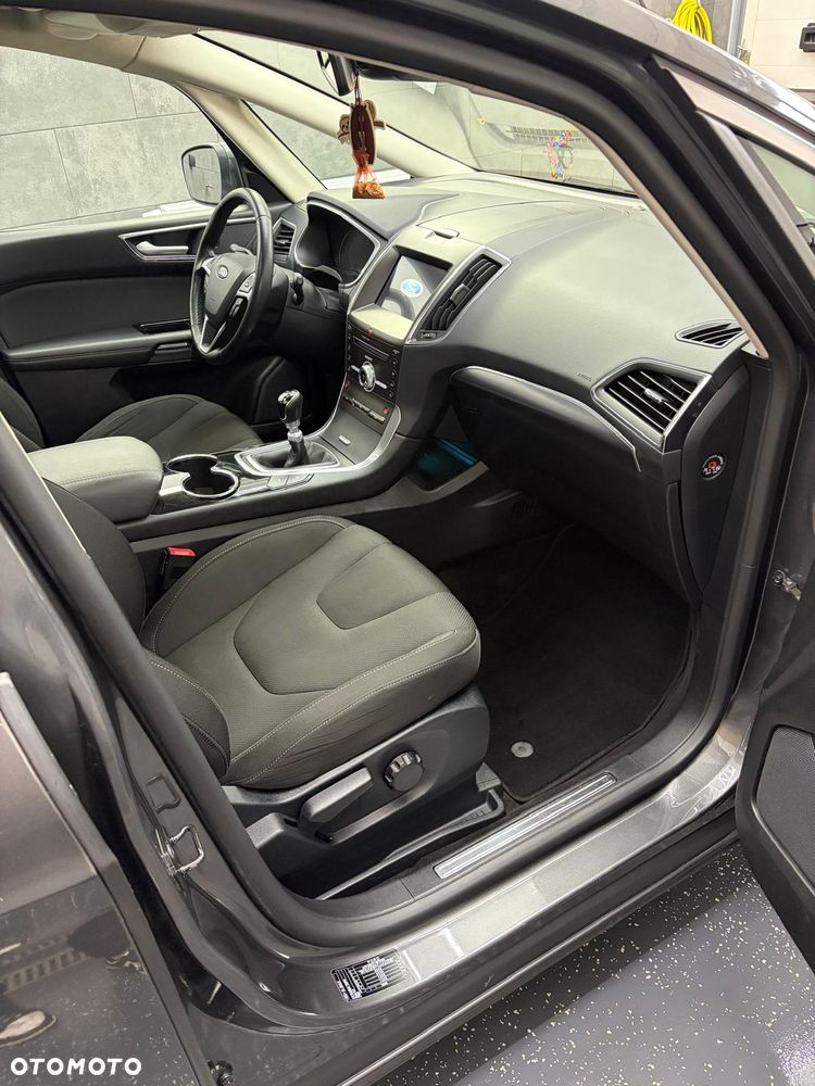 Ford S-Max 2.0 EcoBlue Titanium - 6