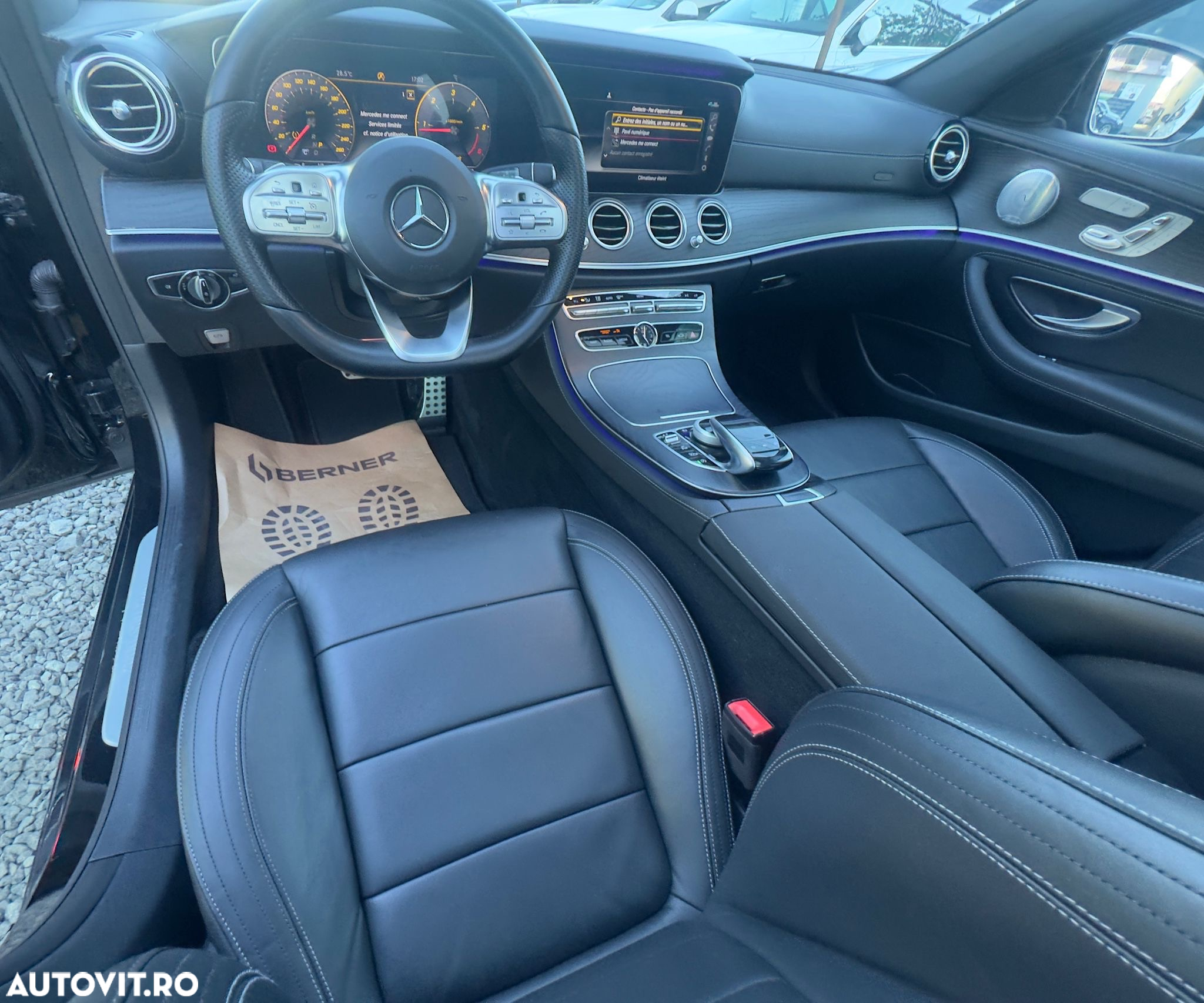 Mercedes-Benz E - 12
