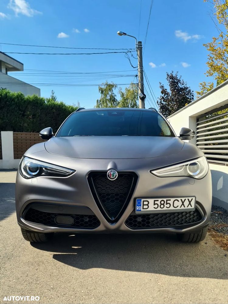 Alfa Romeo Stelvio 2.0 Turbo 16V AT8-Q4 Sprint - 1