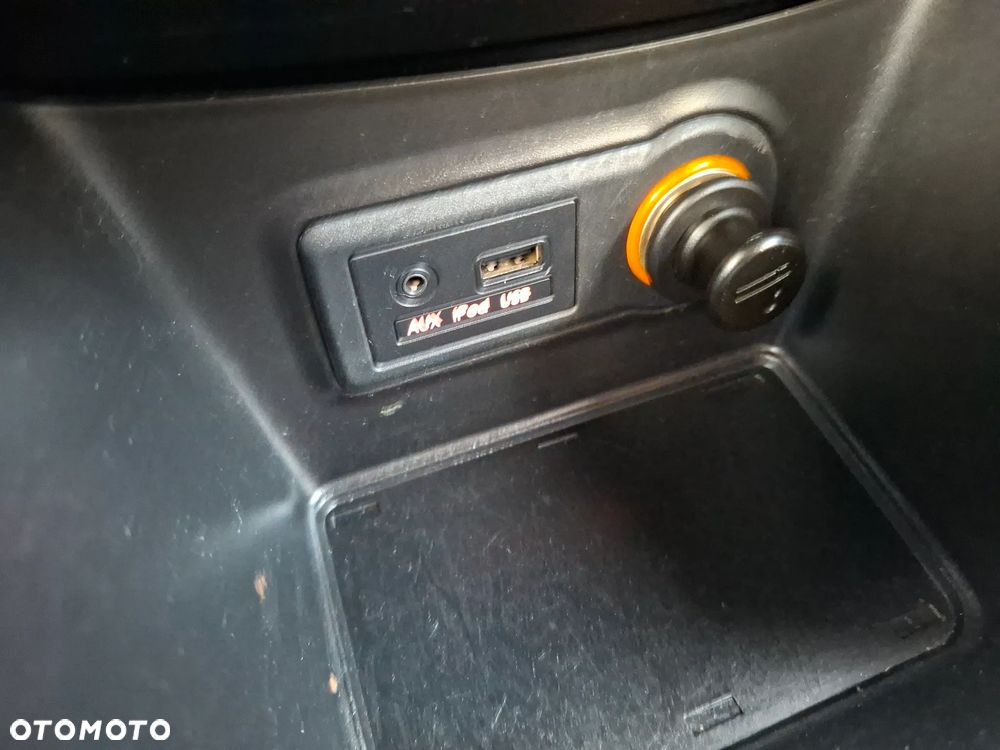 Kia Venga 1.4 CRDi 90 Attract - 8