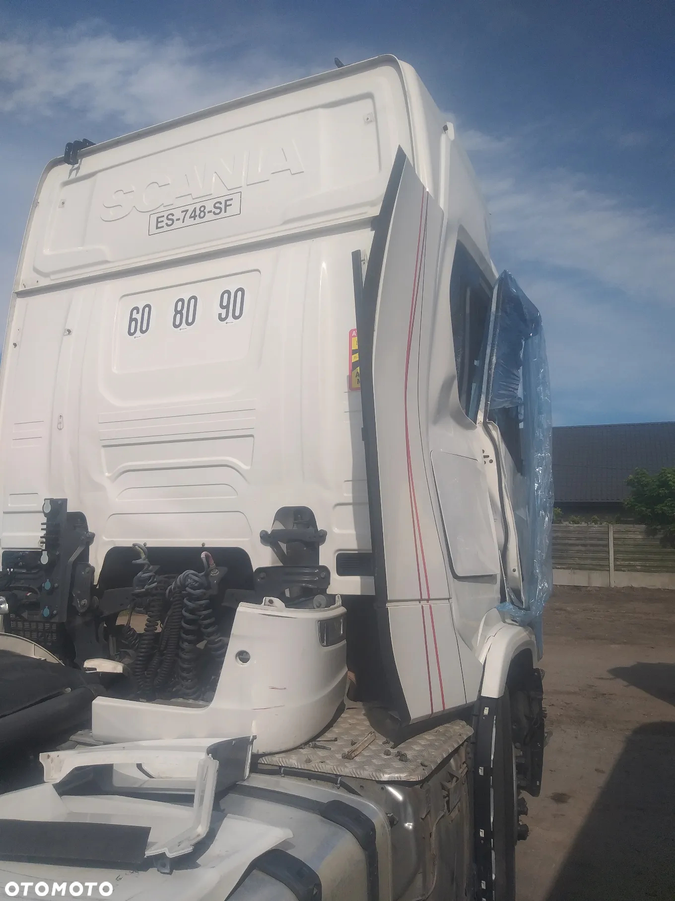 Kabina uszkodzona Scania r410 - 2