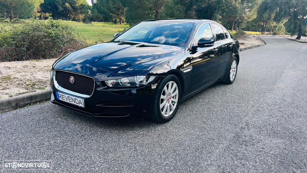 Jaguar XE - 17