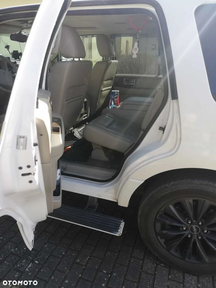 Lincoln Navigator 5.4 4x4 - 24