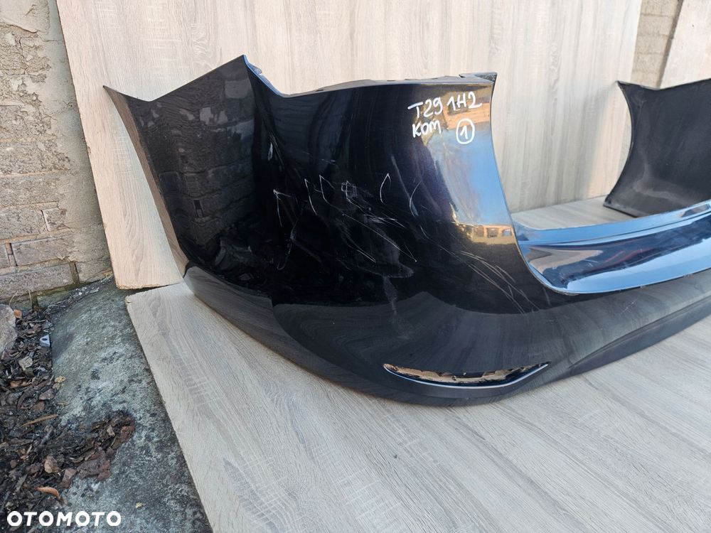 toyota avensis t29 15-18 kombi zderzak tył 1h2 - 2