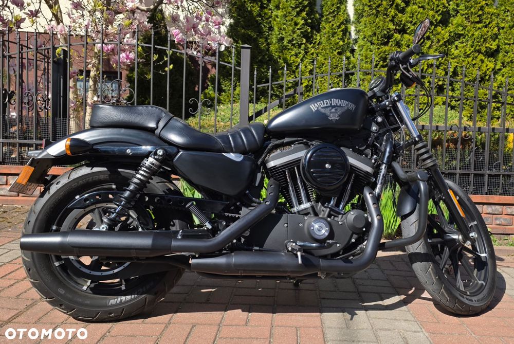 Harley-Davidson Sportster Iron 883 - 14