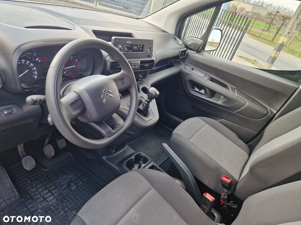 Citroën BERLINGO - 17