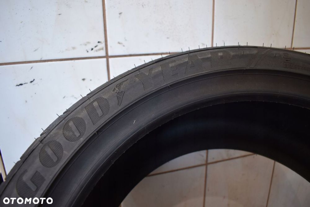 R17 215/45 91Y Goodyear Eagle F1 Asymmetric 2 - 3