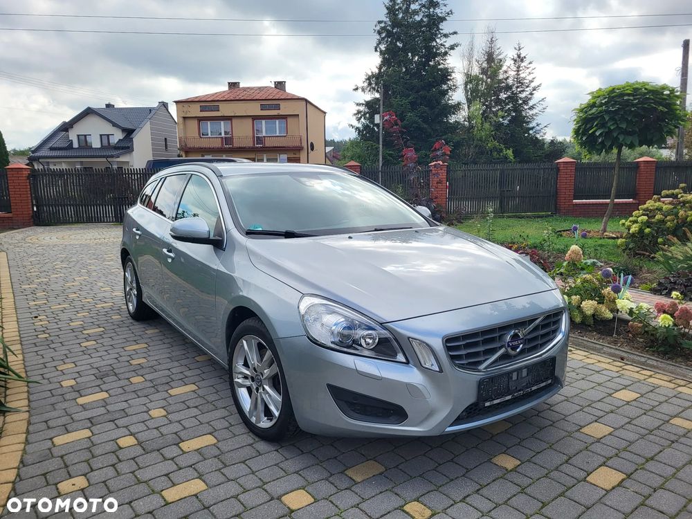 Volvo V60 D3 Momentum - 3
