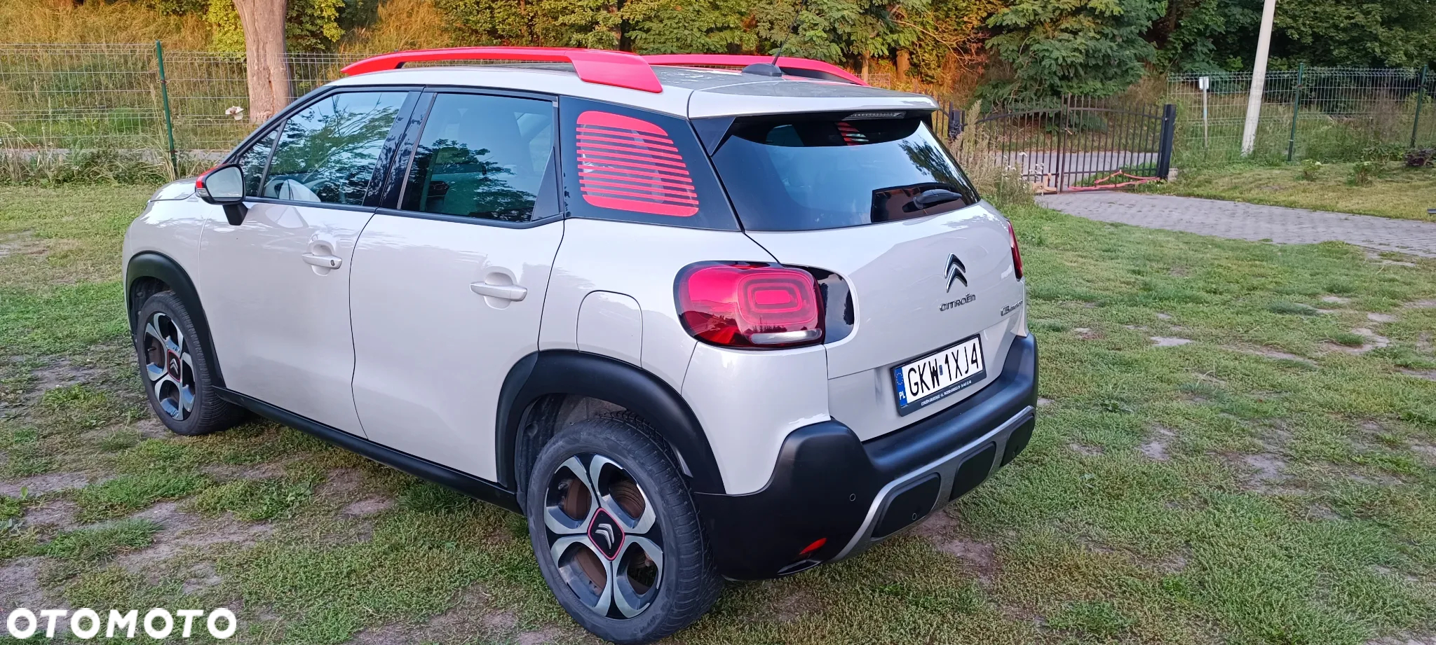 Citroën C3 Aircross PureTech 110 Stop & Start EAT6 OPF Shine - 4