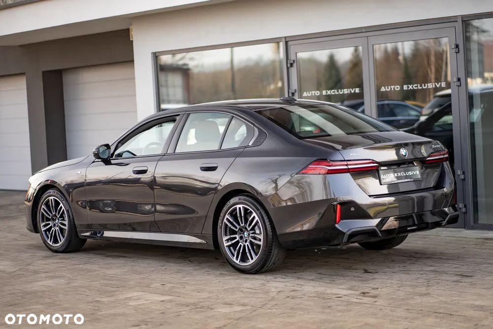 BMW Seria 5 - 18