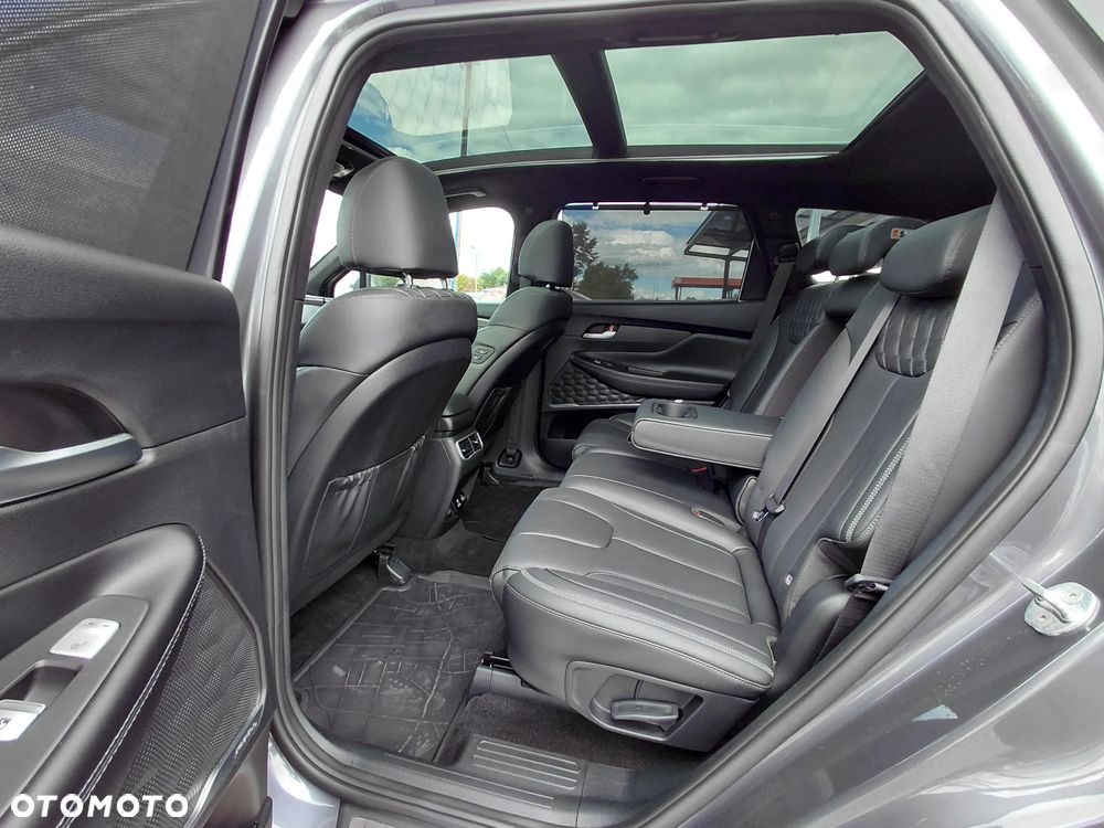 Hyundai Santa Fe - 24