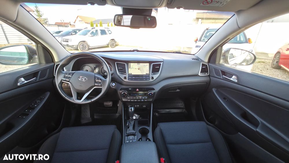 Hyundai Tucson - 11