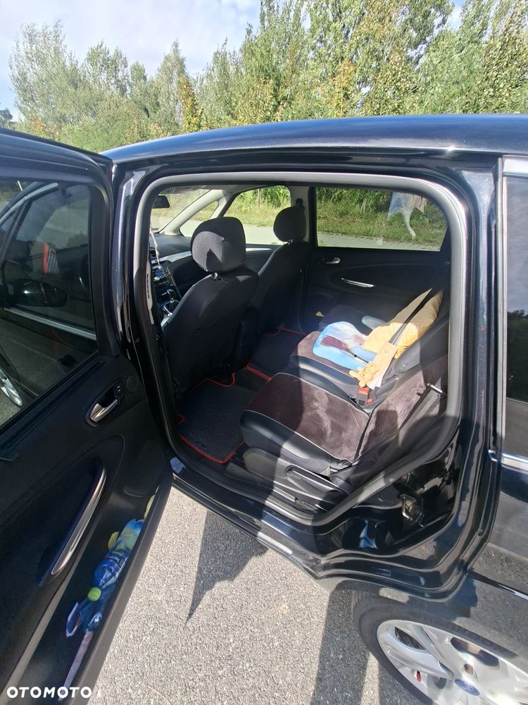 Ford S-Max - 6