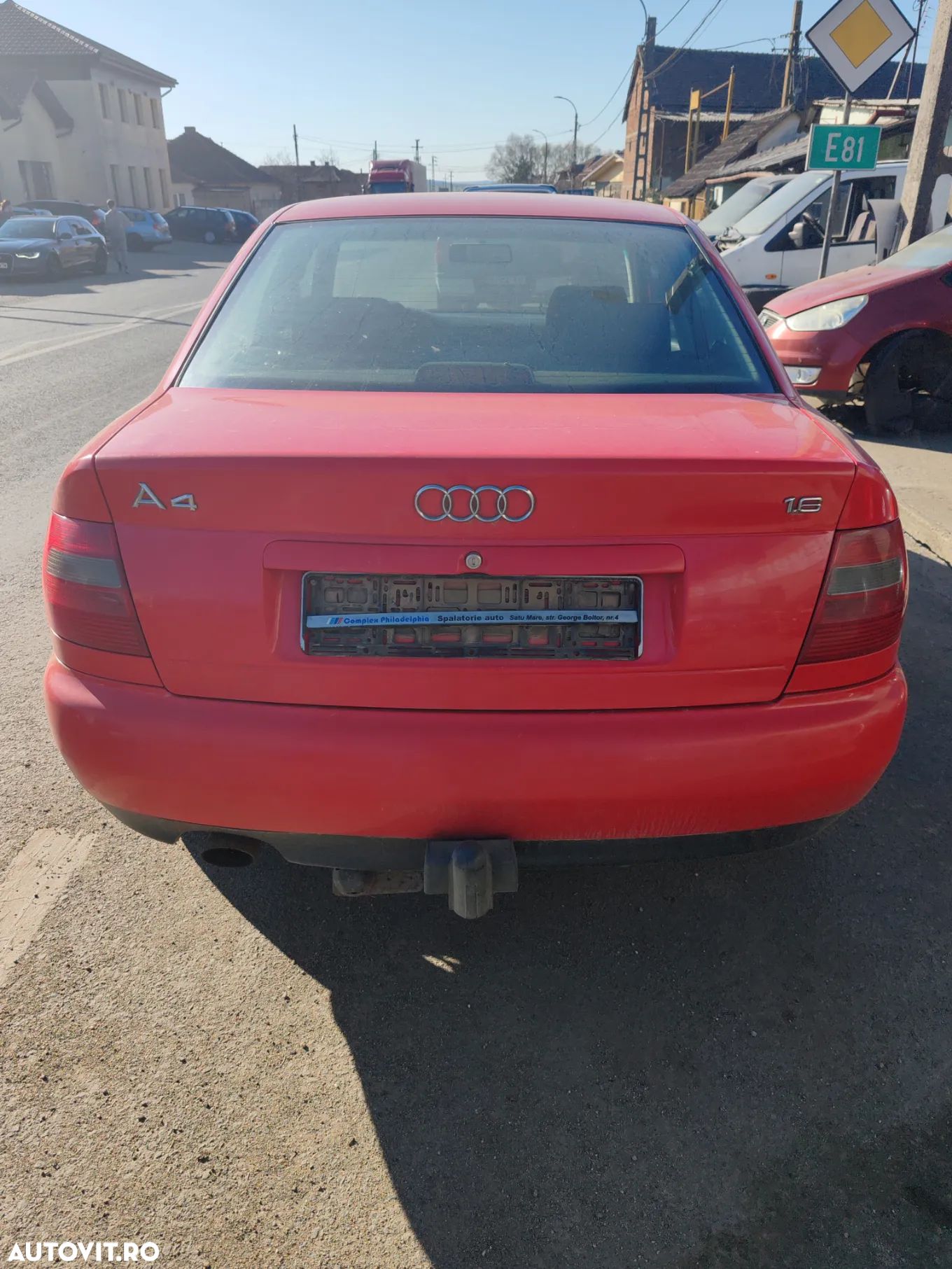 Dezmembram Audi a4 1.6 benzina b5 din 2000 - 1