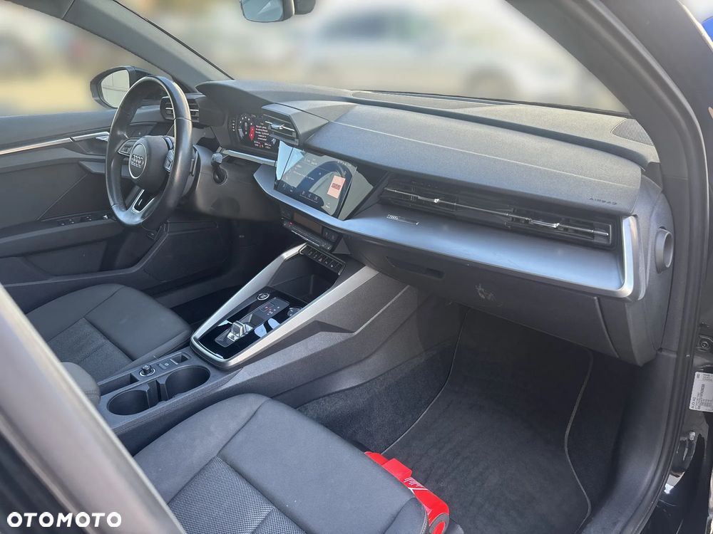 Audi A3 Limousine 35 TFSI mHEV S tronic - 21