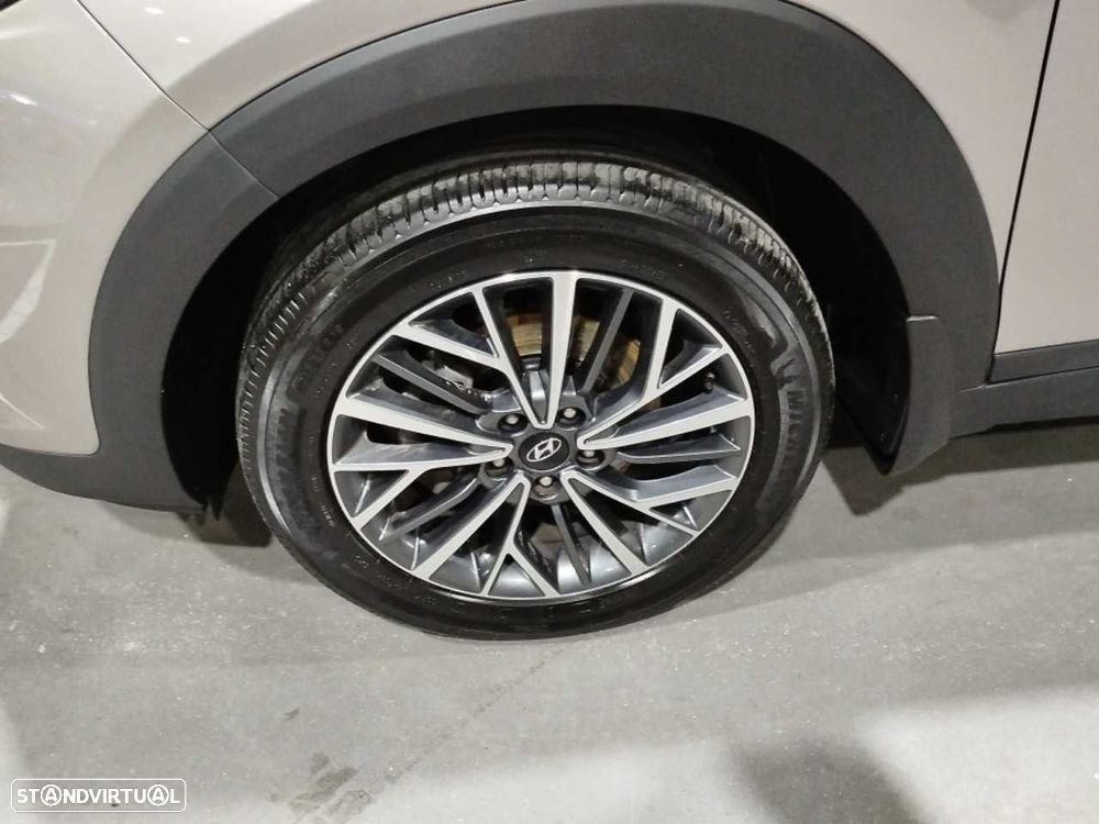 Hyundai Tucson 1.6 CRDi Premium - 11