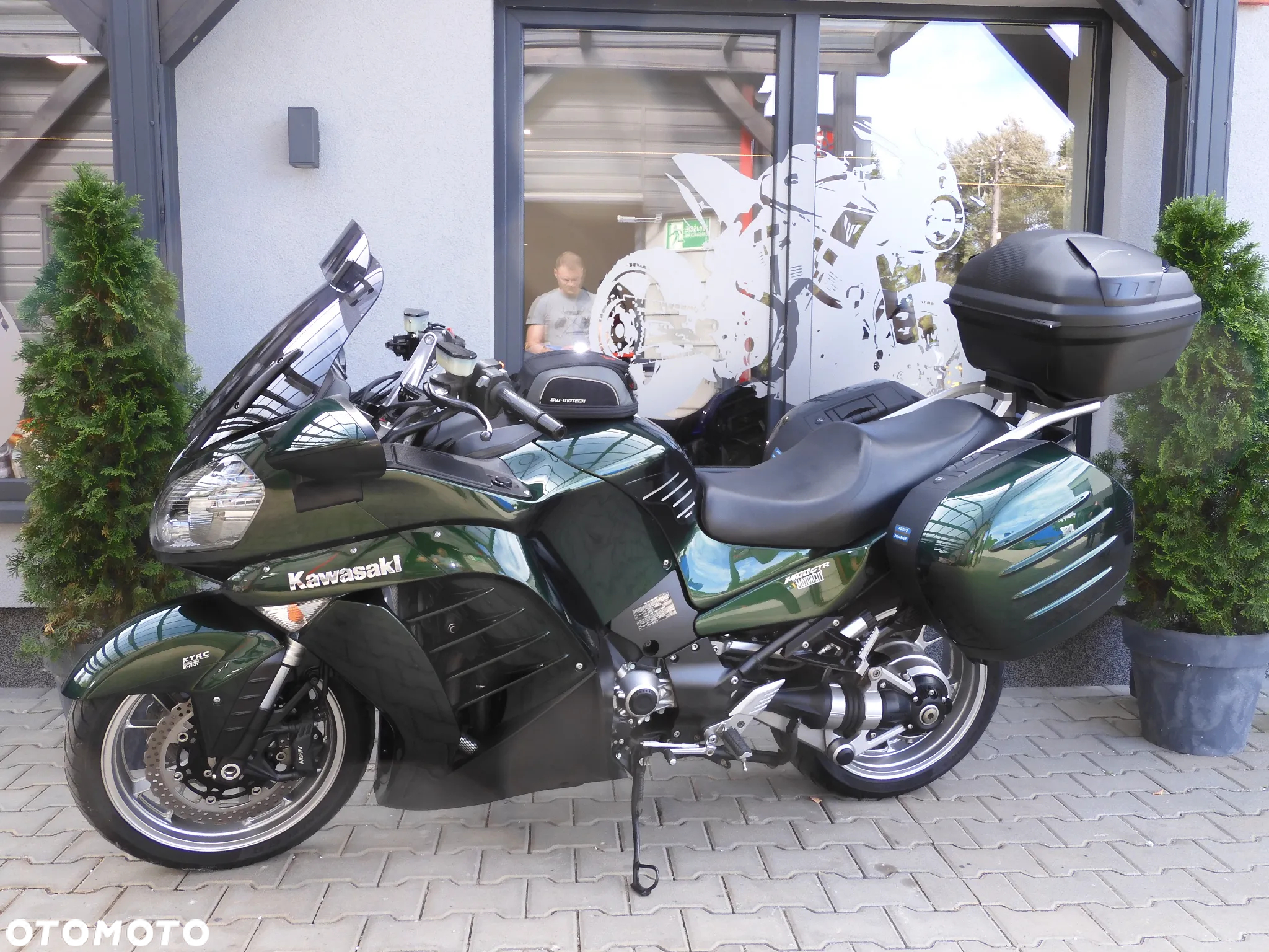 Kawasaki GTR - 19