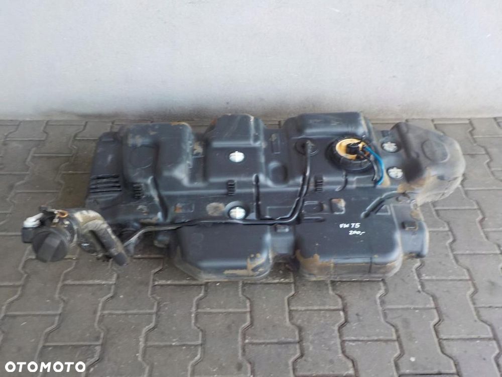 VW T5 BAK ZBIORNIK PALIWA - 1