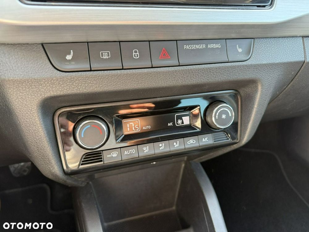 Skoda Fabia 1.0 Ambition - 8