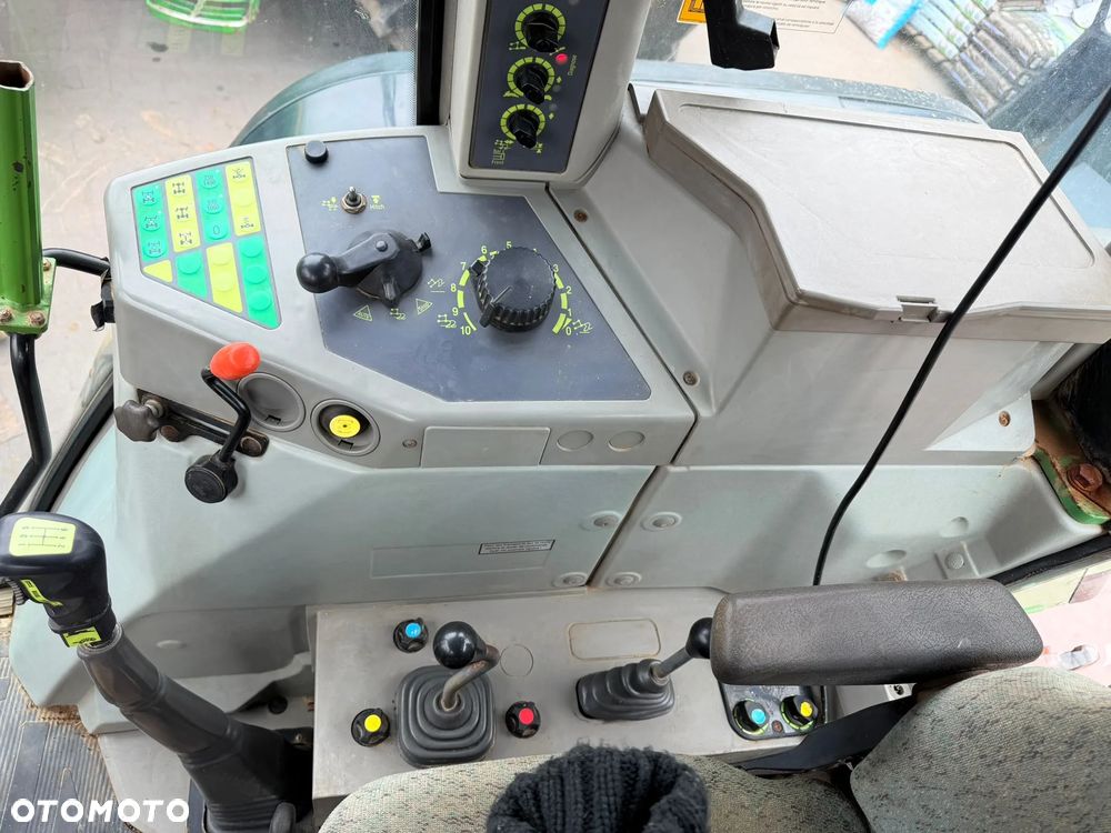 Fendt Favorit 511C Turboshift - 28