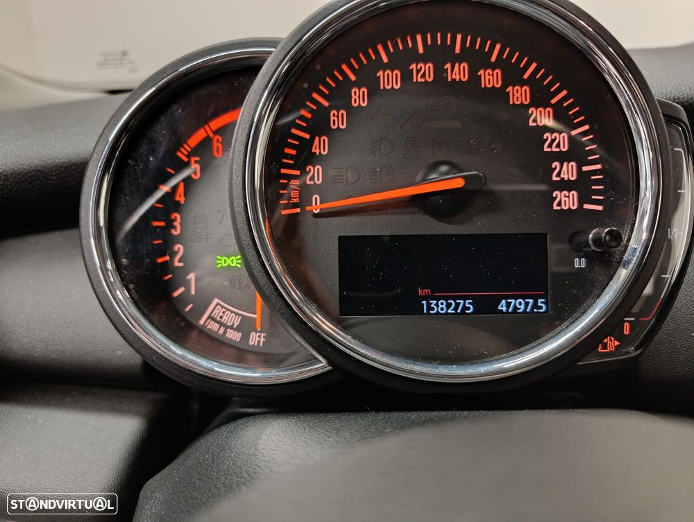 MINI 5 Portas One D - 24