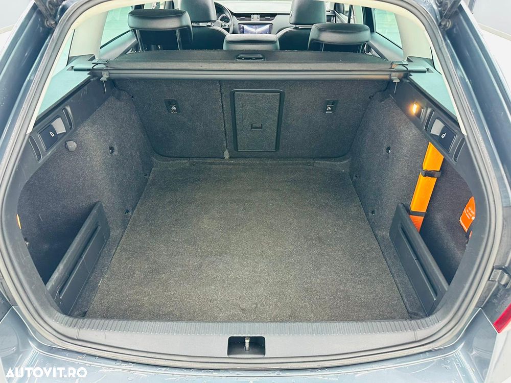 Skoda Octavia 1.6 TDI DSG Ambition - 19