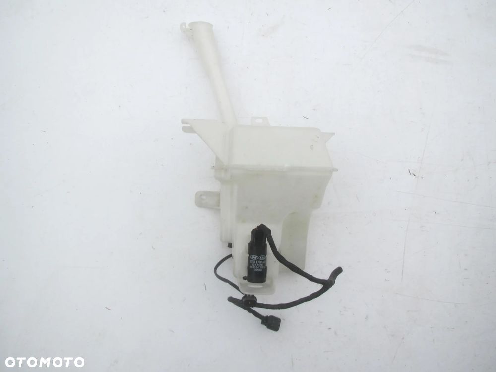 HYUNDAI i40 zbiorniczek spryskiwaczy pompka czujnik spryskiwacz OE - 1