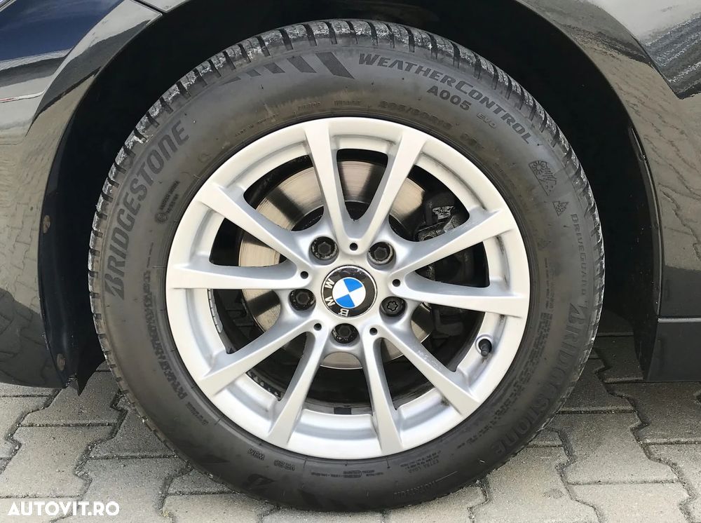 BMW Seria 3 320i Aut. - 41