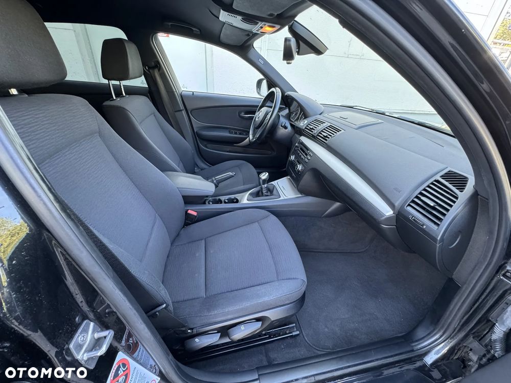 BMW Seria 1 118d - 5