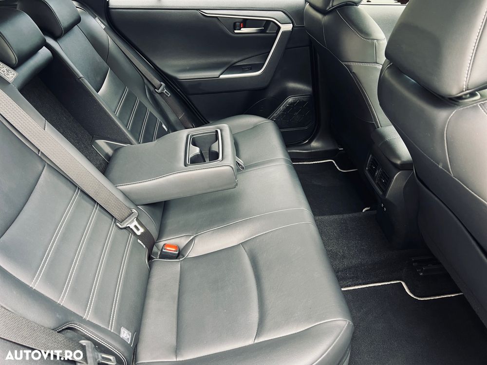 Toyota RAV4 2.5 4x4 Lounge - 18