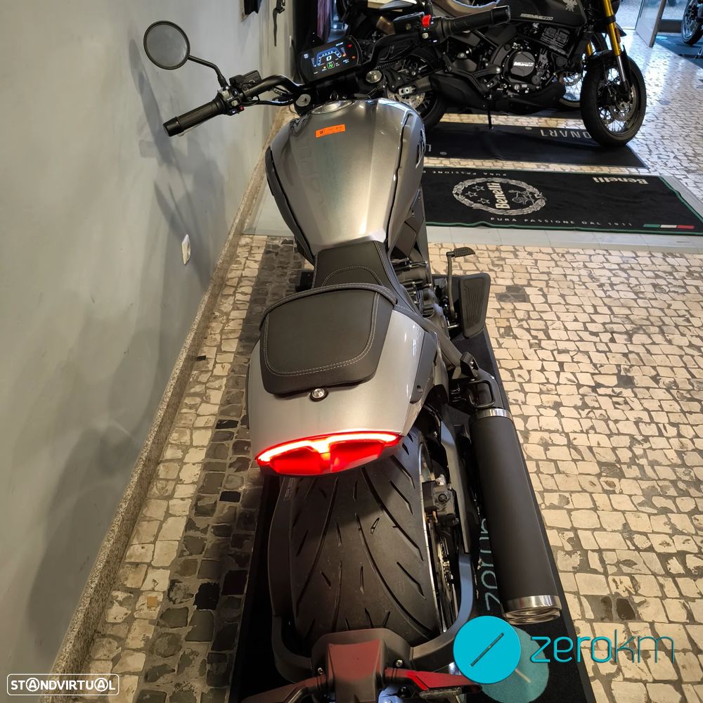 Morbidelli C1002V - 4