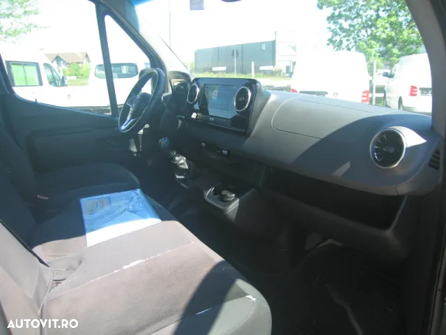 Mercedes-Benz SPRINTER 319 CDI, 9 Loc. AC . - 22