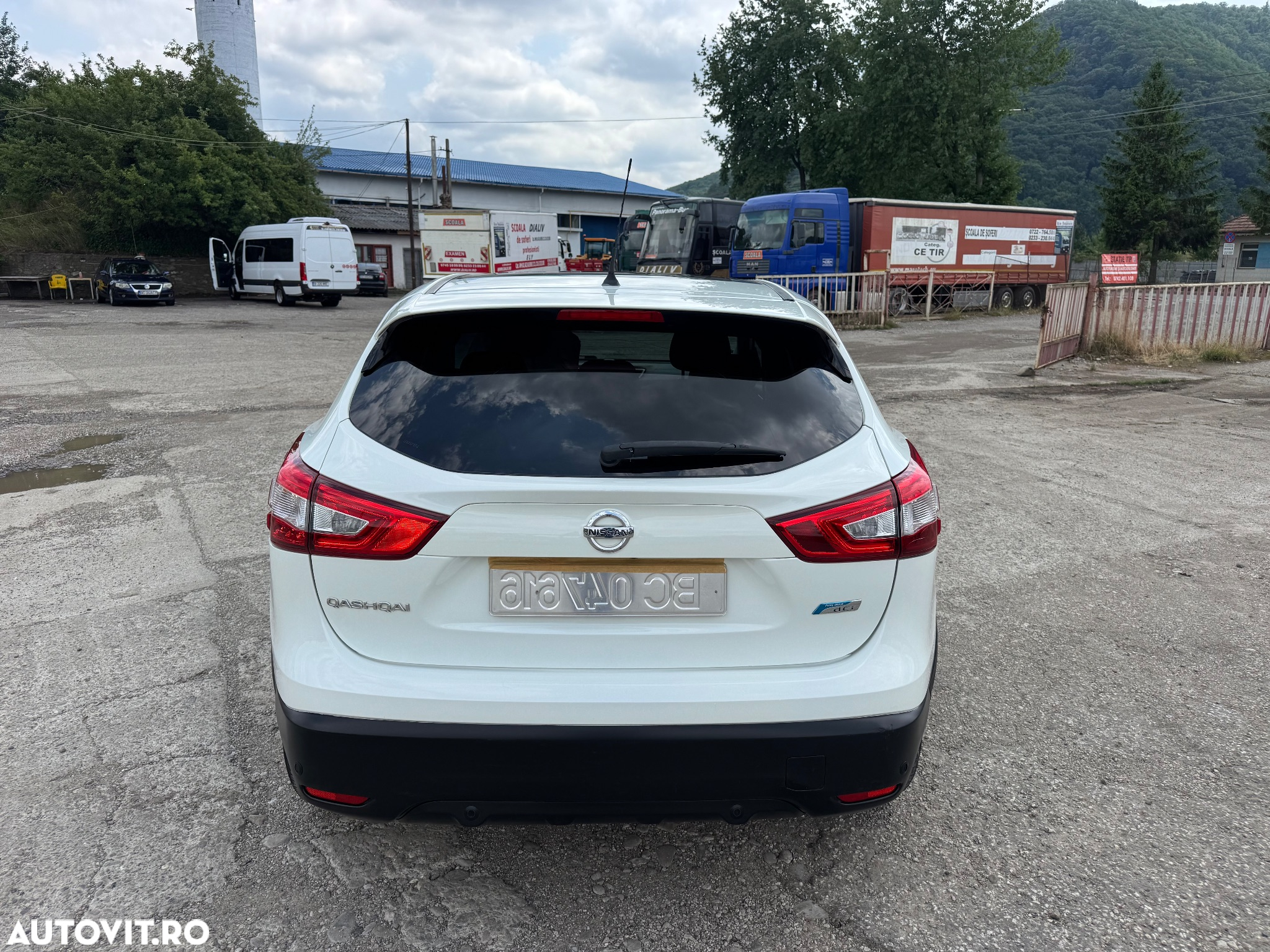 Nissan Qashqai 1.5 DCI TEKNA - 5