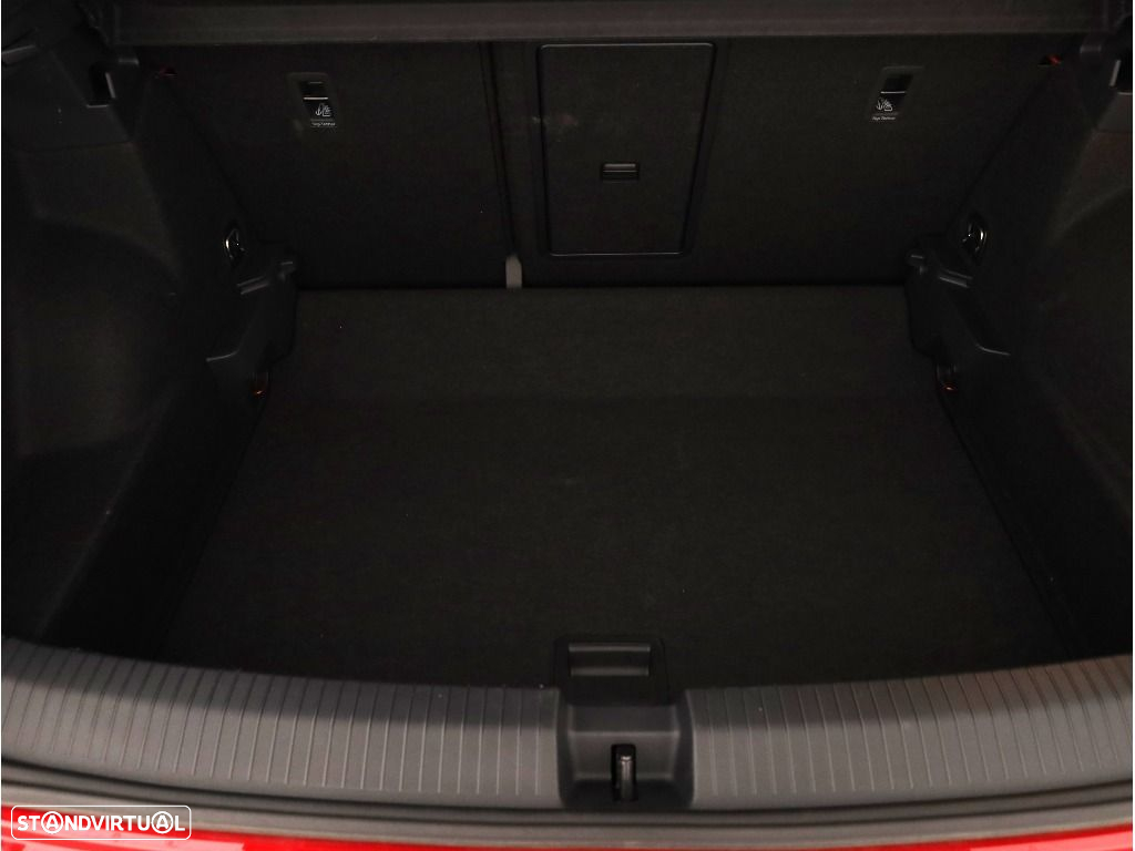 VW T-Roc 1.5 TSI Black Style DSG - 18