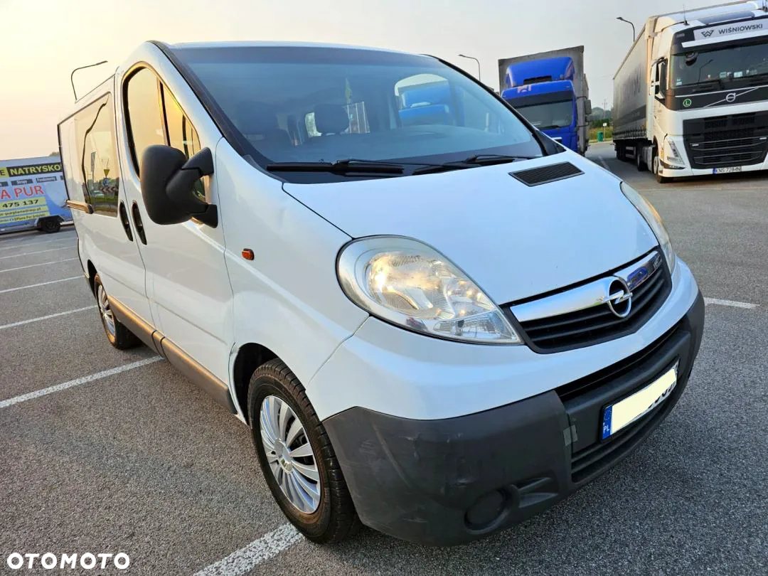 Opel Vivaro 2.5 CDTI L1H1 Tour - 12