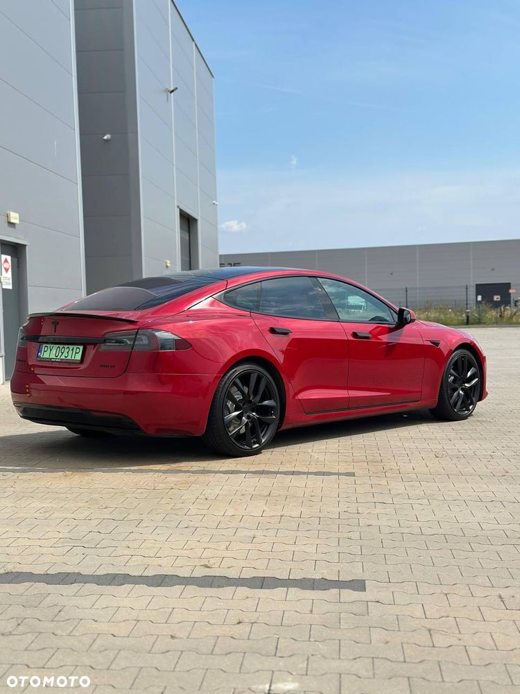 Tesla Model S - 7