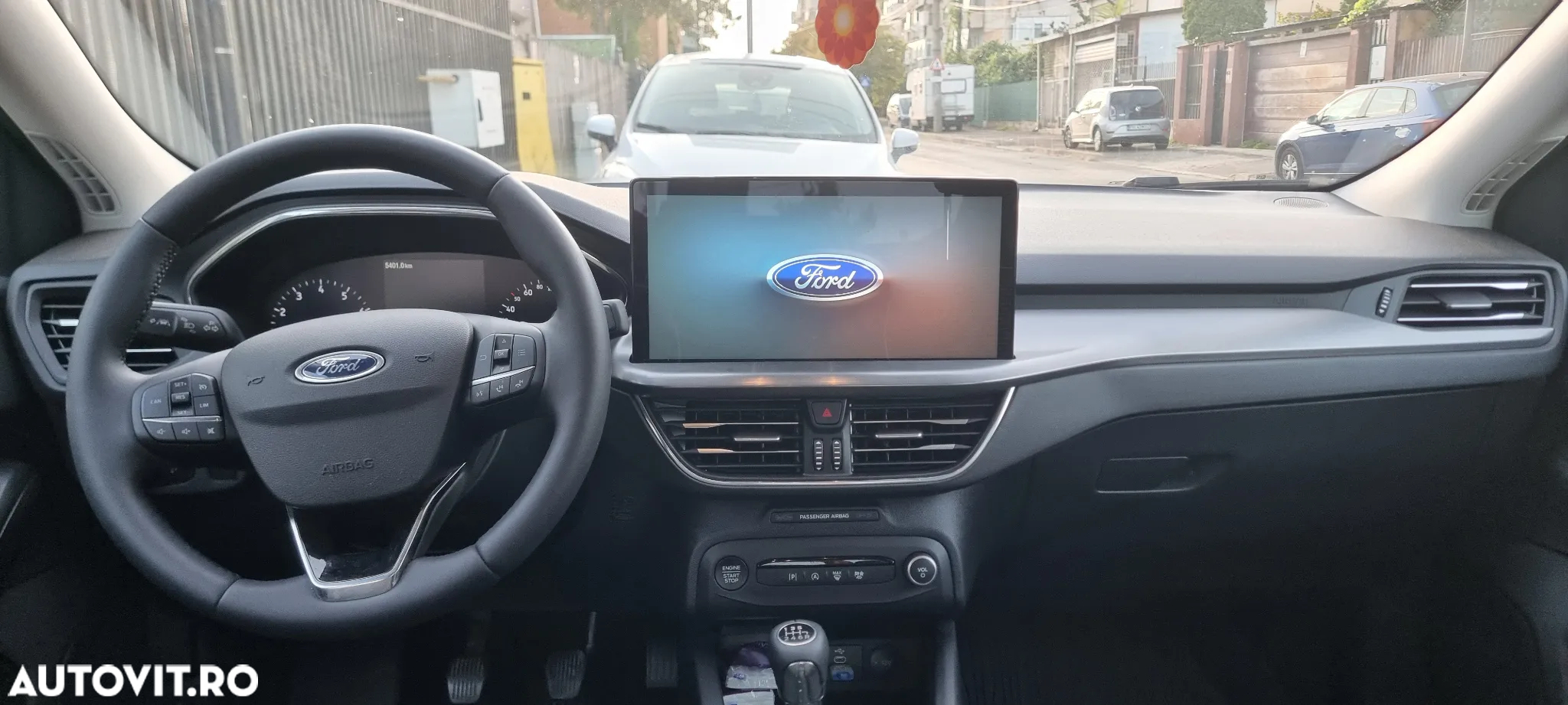 Ford Focus 1.0 EcoBoost Titanium X - 9