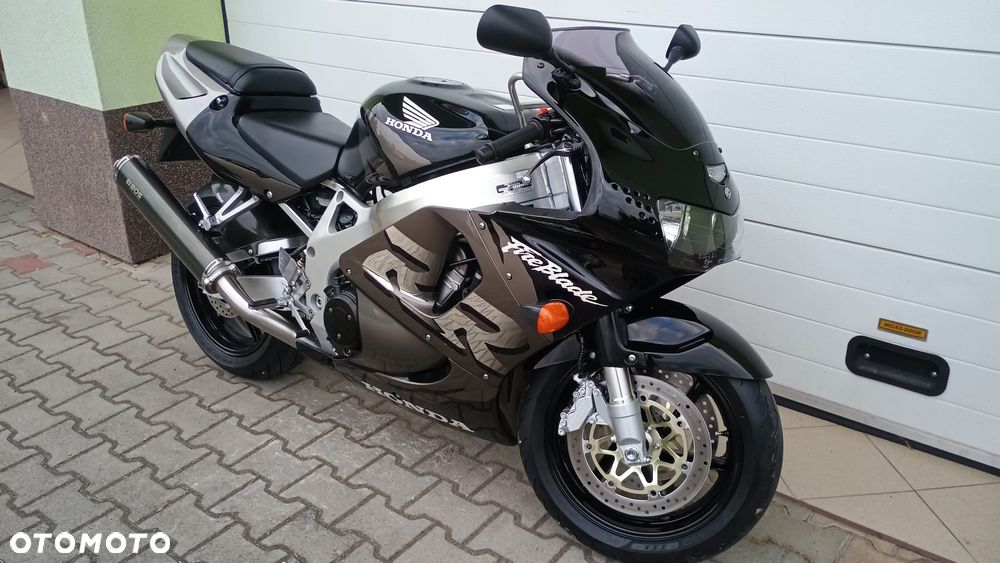 Honda CBR - 24