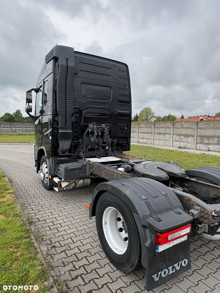 Volvo FH - 16