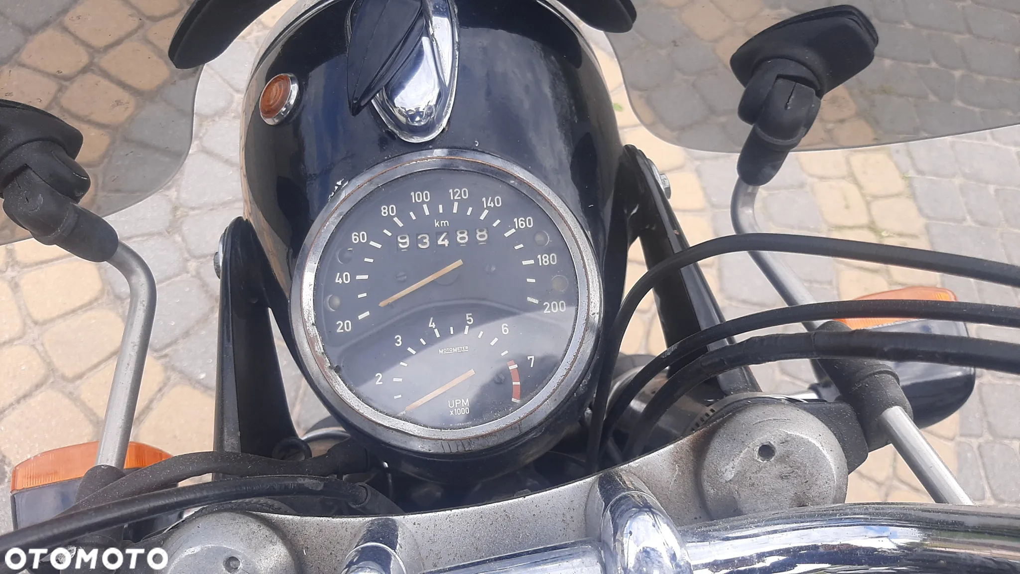 BMW R - 7