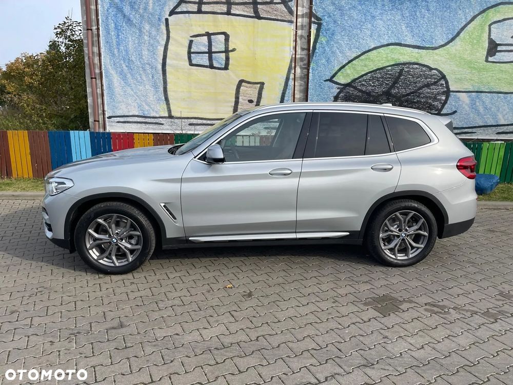 BMW X3 xDrive20d xLine - 12