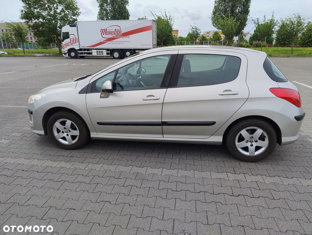 Peugeot 308 1.6 Trendy - 8