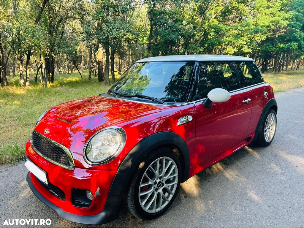 Mini John Cooper Works Coupe - 9