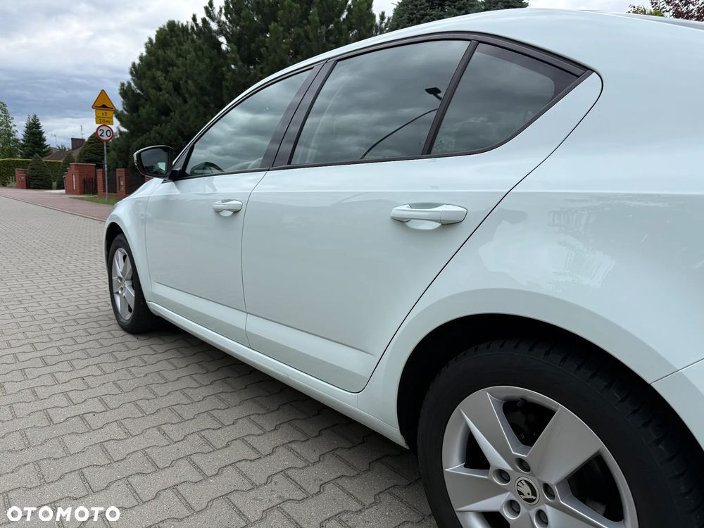 Skoda Octavia 2.0 TDI Style - 20