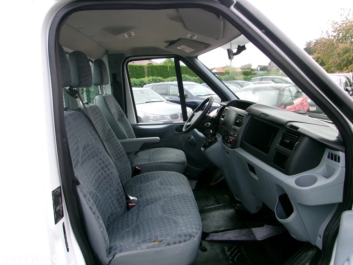 Ford Transit - 8