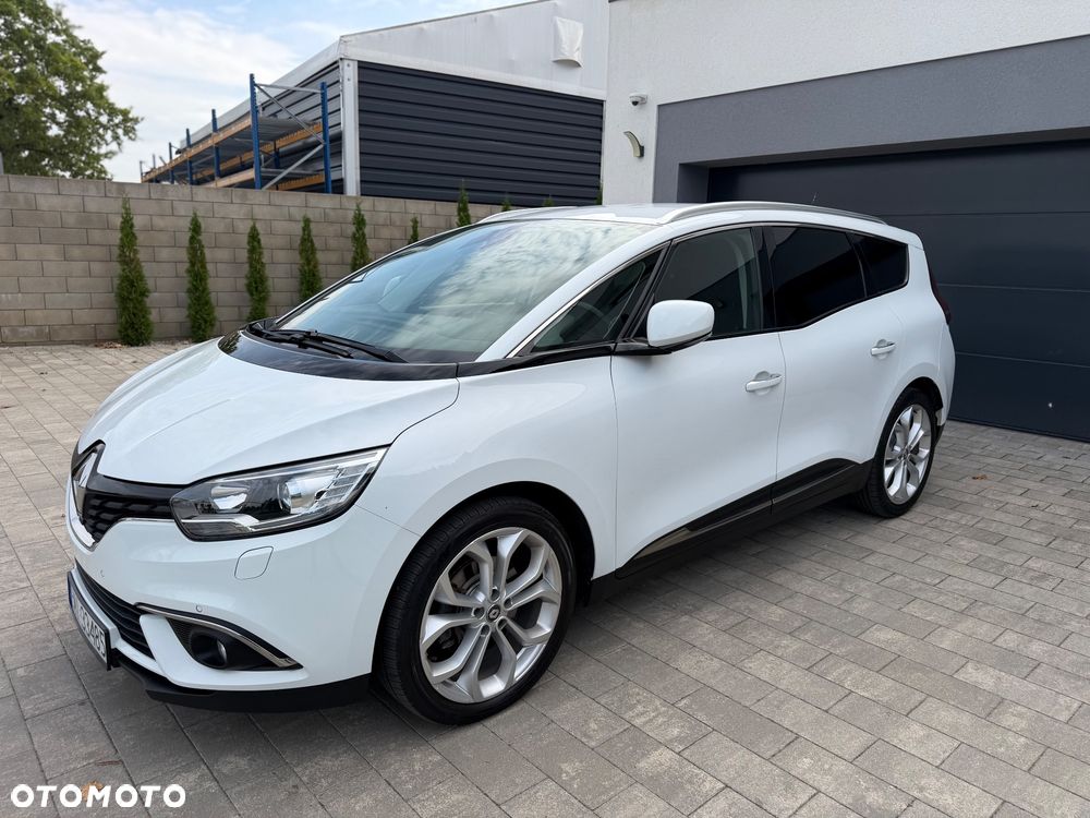 Renault Grand Scenic - 8