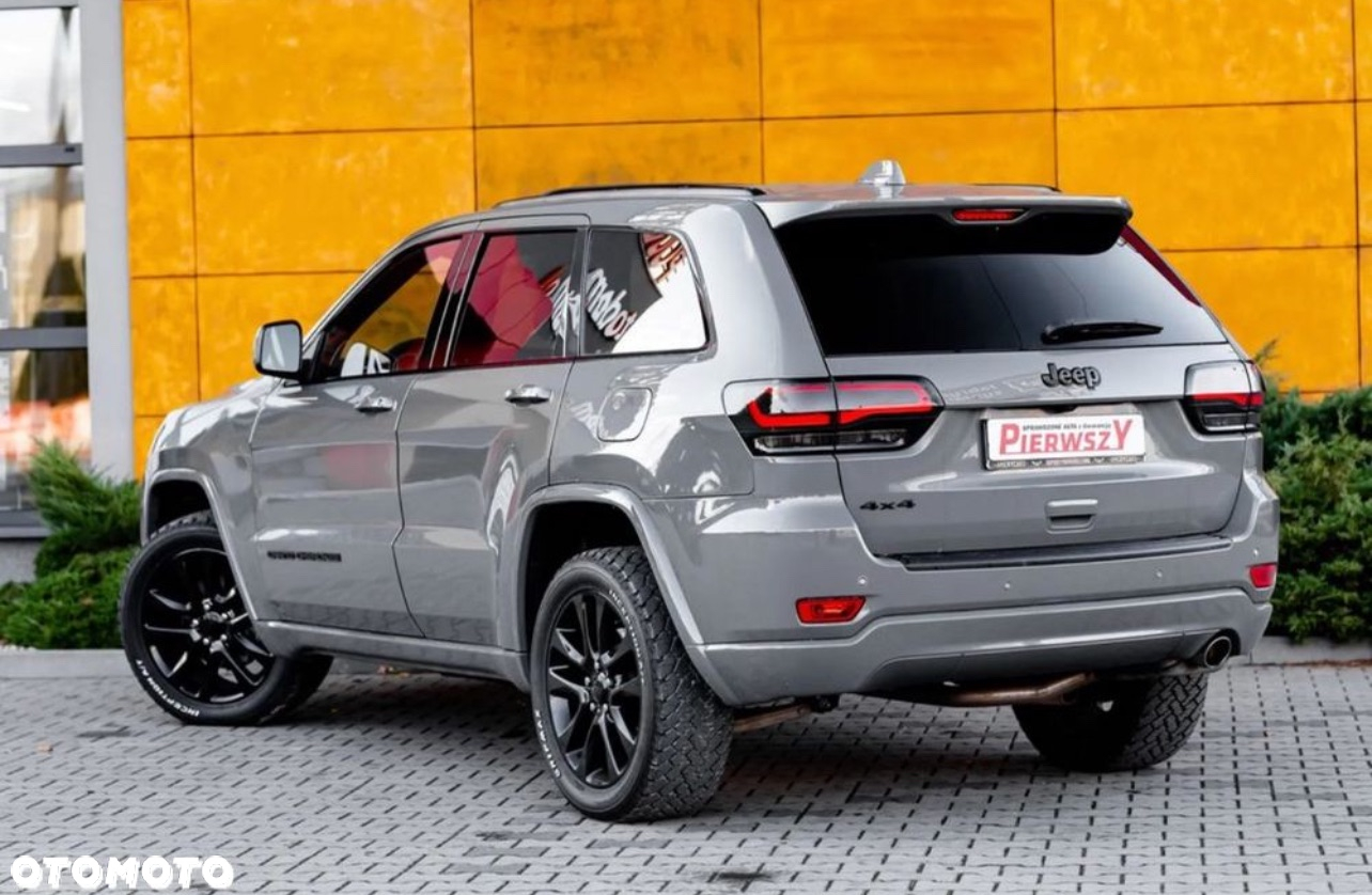 Jeep Grand Cherokee - 6