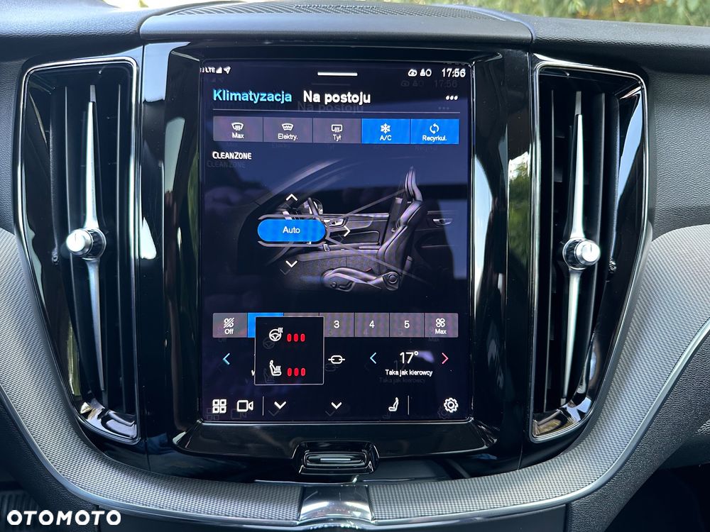 Volvo XC 60 B4 D Ultimate Dark - 36