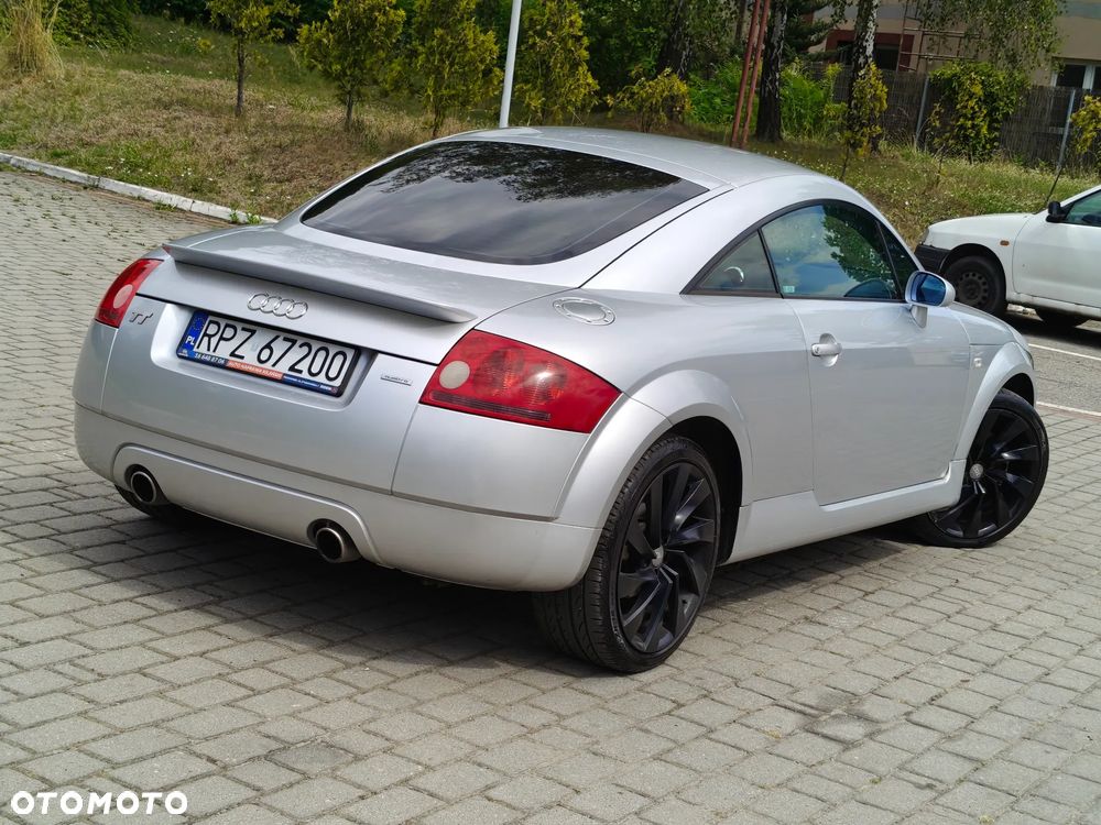 Audi TT Coupé 1.8 T quattro - 1