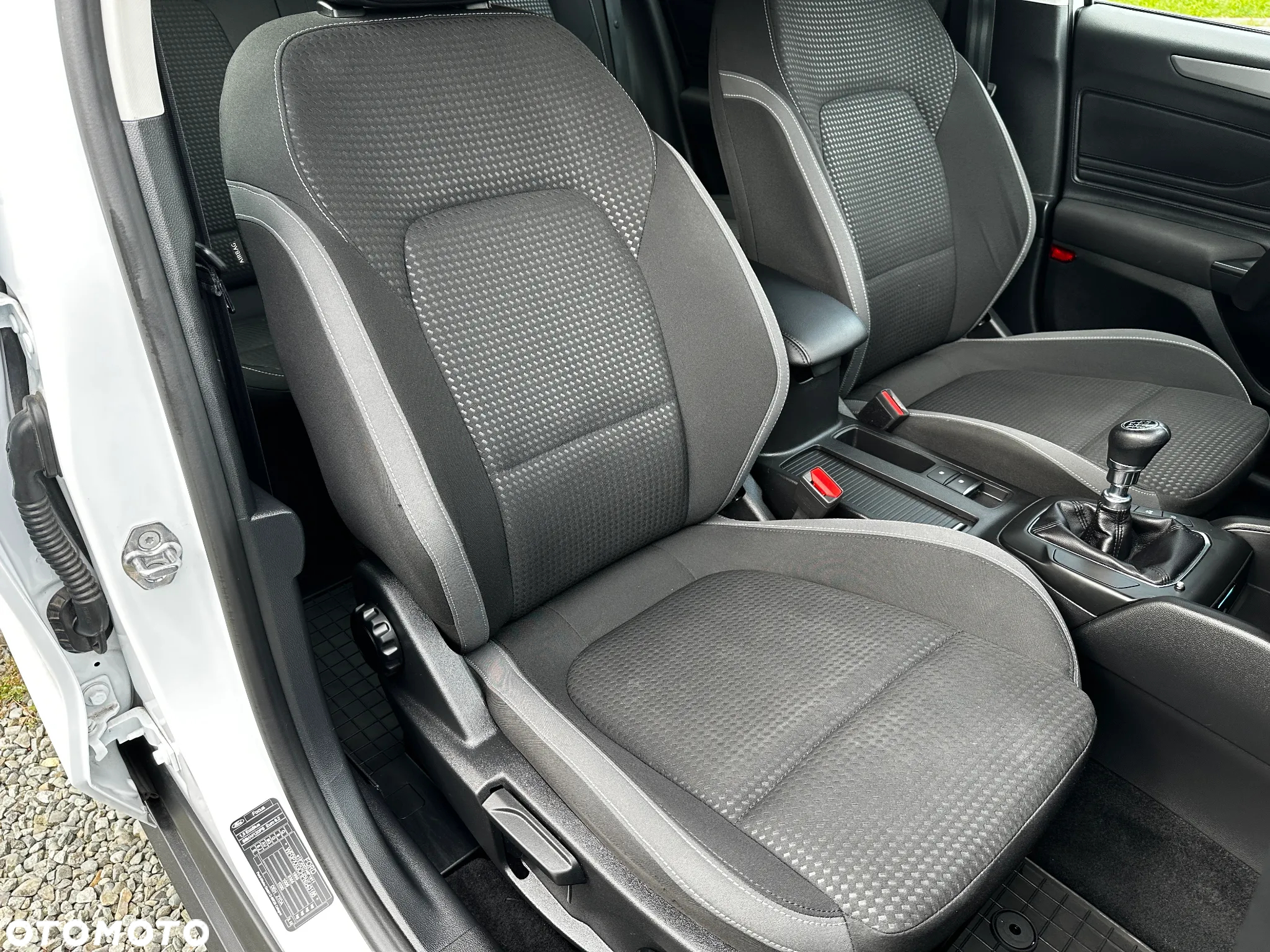 Ford Focus 1.5 EcoBlue Connected - 26